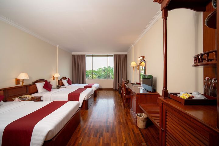Room 45 of 169
