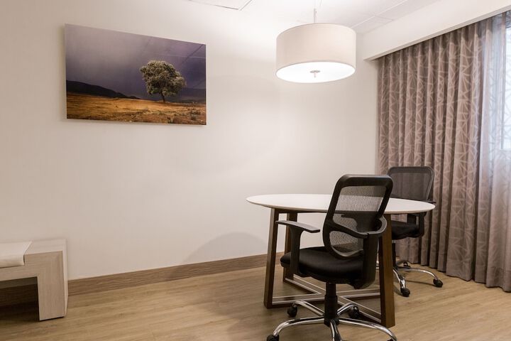 Room 9 of 31