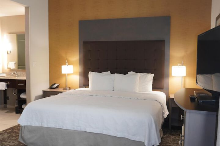 Room 16 of 44