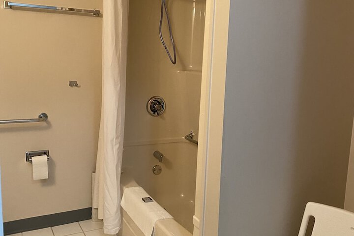 Room 58 of 93