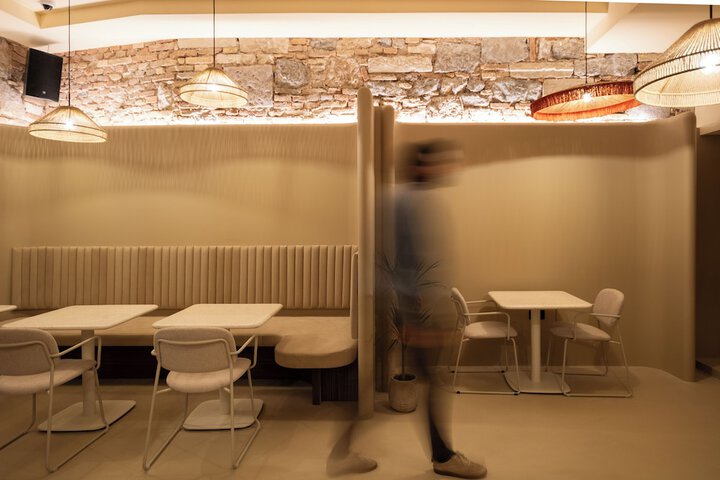 Dining 109 of 133