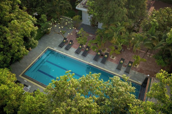 Pool 54 of 99
