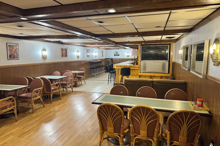 Standard Room, King or Two Doubles (8 of 19)