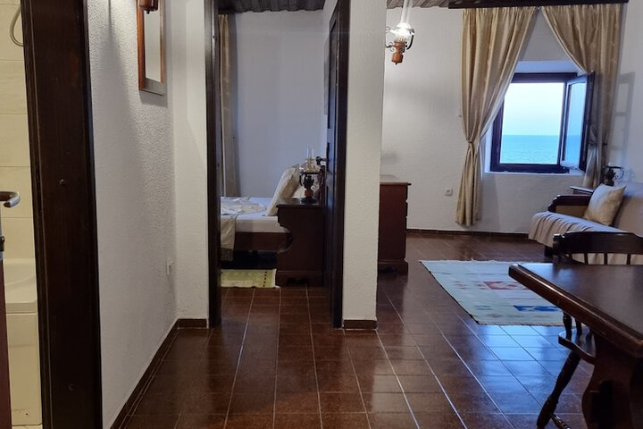 Room 44 of 129