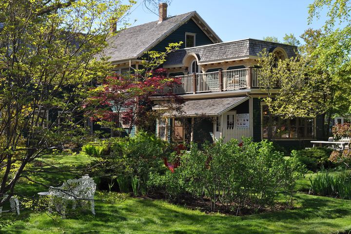 Holmans Heritage Suites