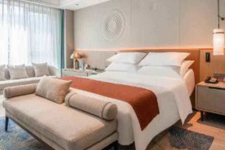 Room 21 of 23