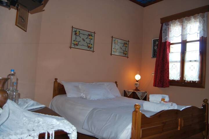Room 16 of 29