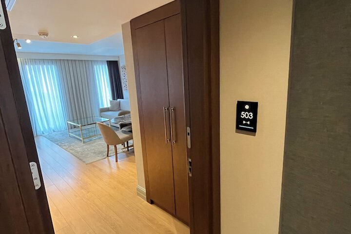Room 62 of 129