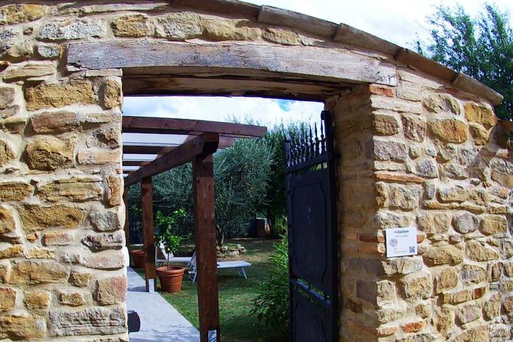 Hotel Entry