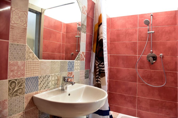 Room 20 of 46