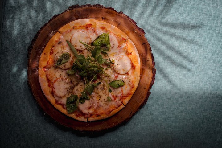 Dining 90 of 119