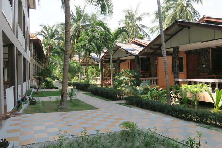 Hotel Exterior 45 of 57