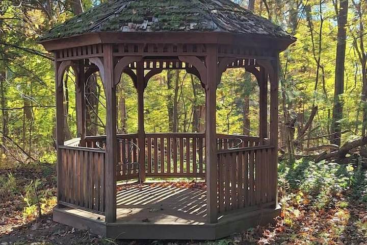 Hotel Exterior 86 of 97