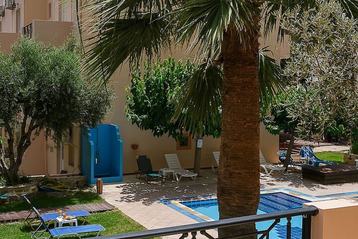 Terrace/Patio 17 of 66