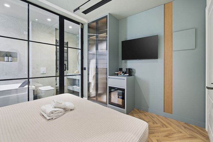 Room 21 of 109