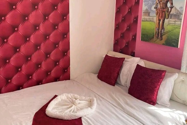 Room 18 of 39