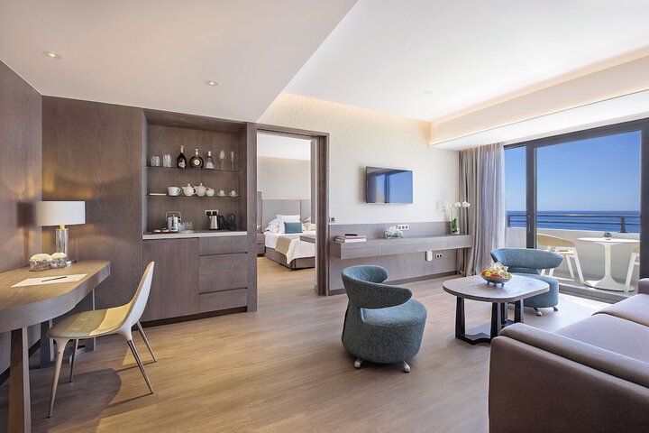 Room 3 of 81
