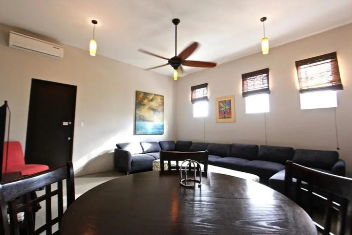 Room 11 of 23