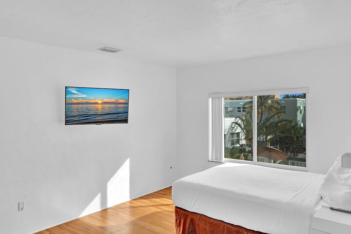 Room 20 of 36