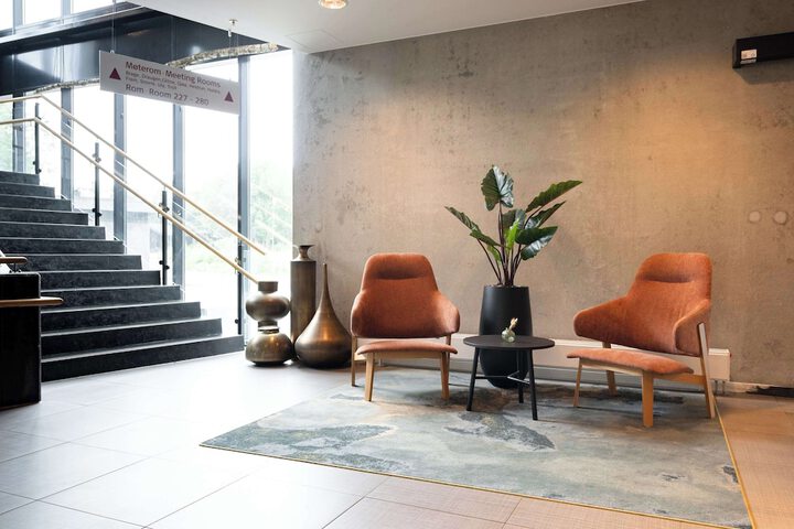 Lobby Entry