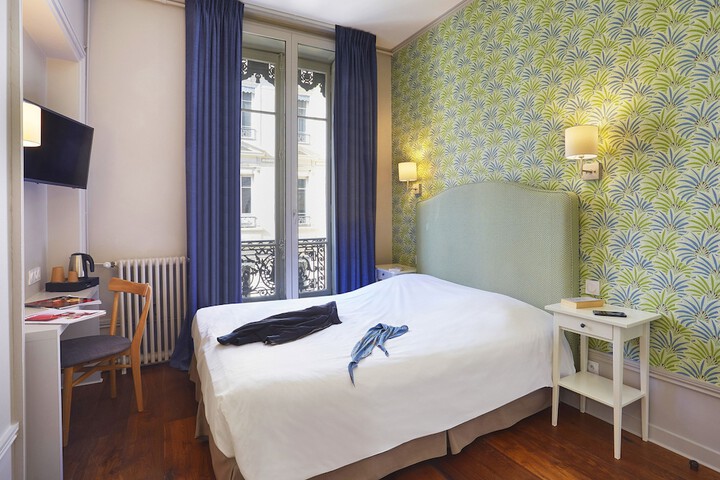 Room 26 of 61