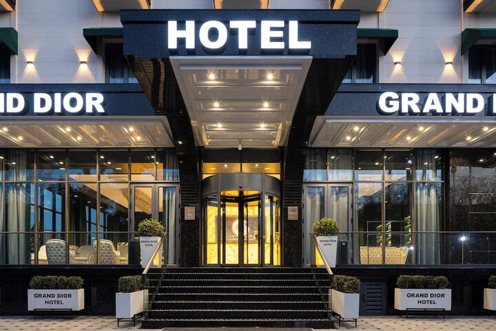 Hotel 51 of 52