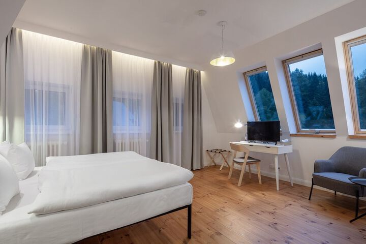 Room 21 of 80