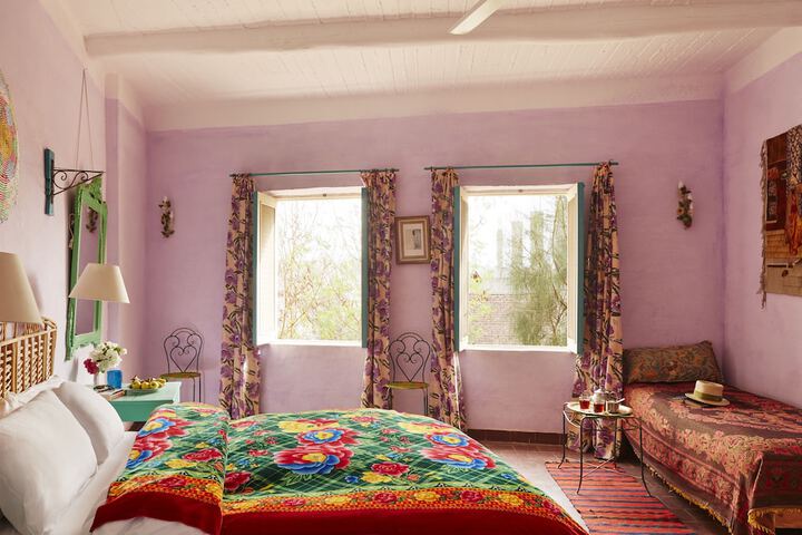 Room 1 of 14