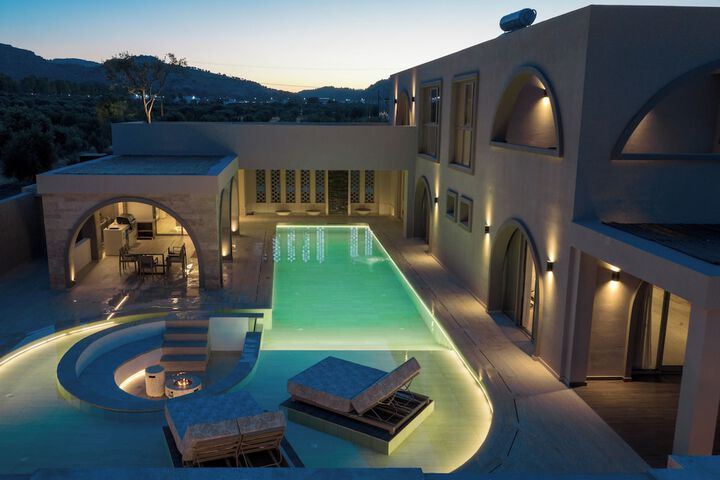 Pool 109 of 312