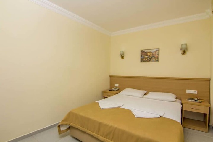 Room 17 of 88