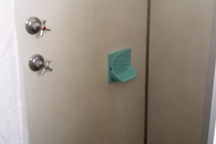 Room 52 of 68