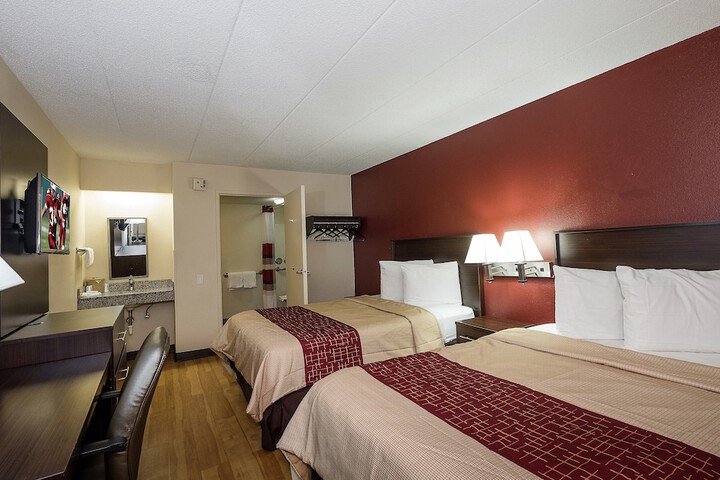 Deluxe 2 Double Beds Accessible (1 of 9)