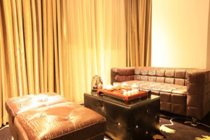 Room 16 of 20