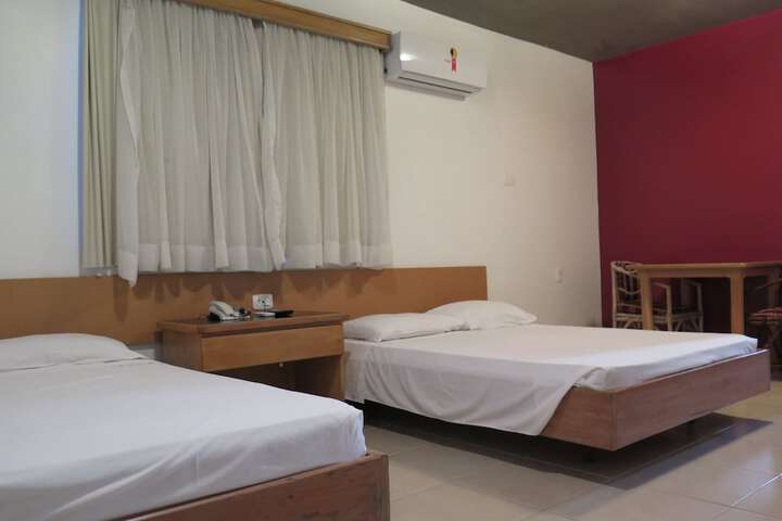 Room 11 of 29