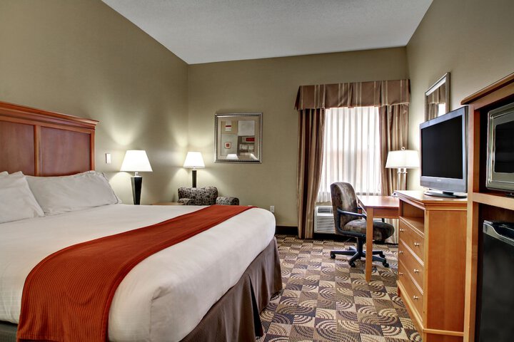 Standard | King Bed (7 of 28)