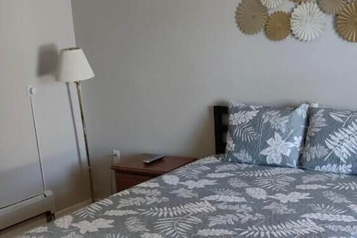 Room 8 of 35