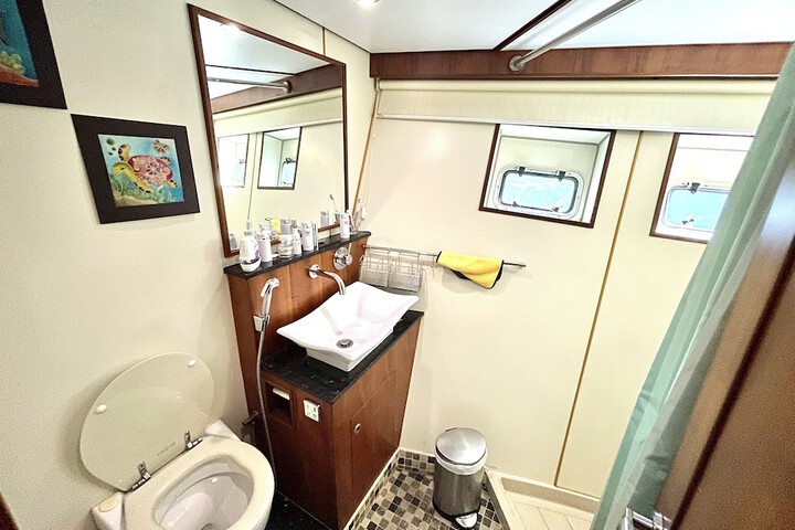 Room 16 of 20