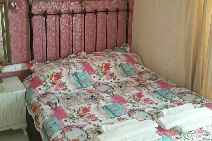 Room 8 of 45