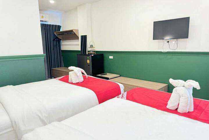 Room 8 of 43