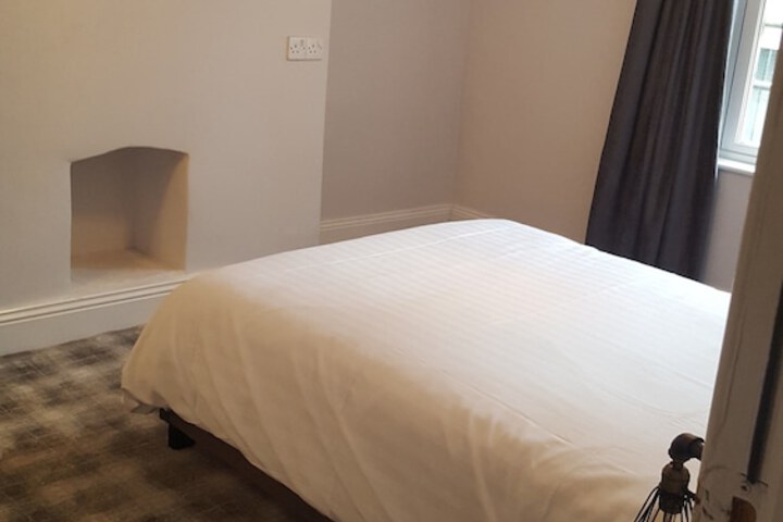 The Camberley Image 2