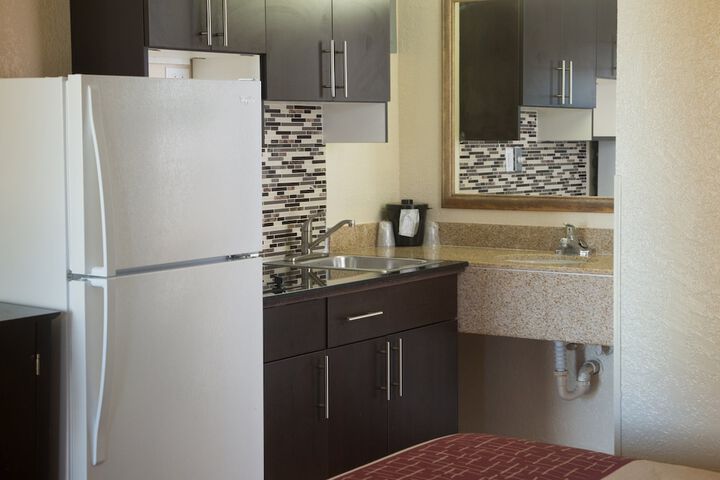 2 Rooms Suite 2 Double Beds Kitchen (3 of 14)