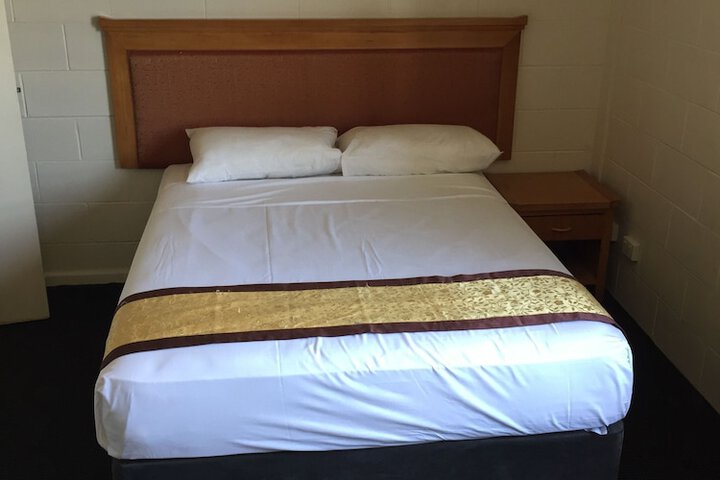 Room 3 of 22
