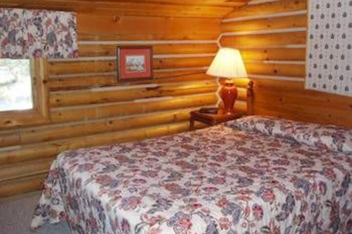 Room 4 of 10