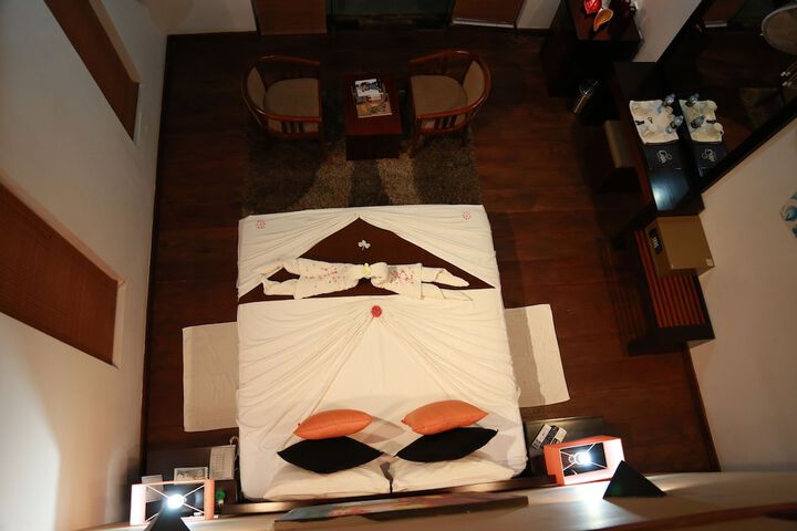 Room 8 of 51