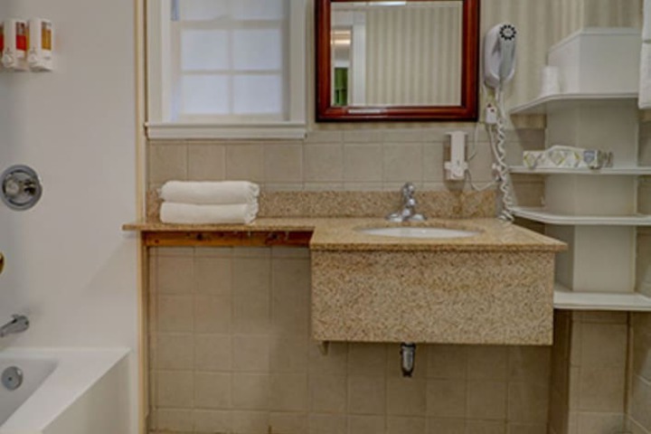 Room 20 of 27