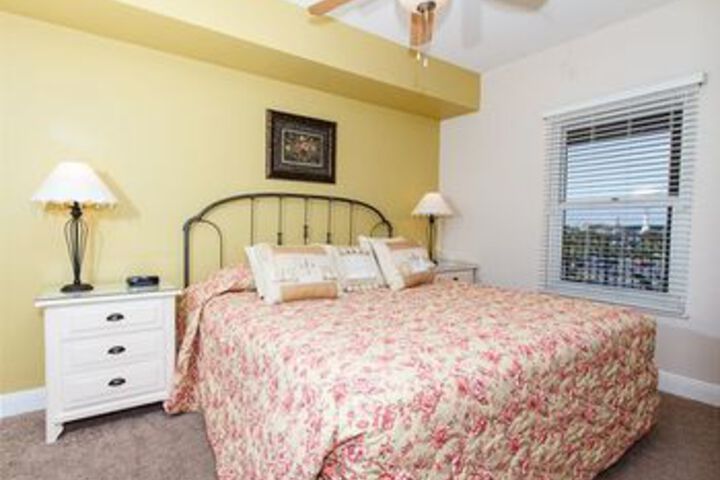 Room 17 of 46