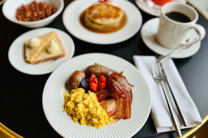 Breakfast/Coffee Service 63 of 78
