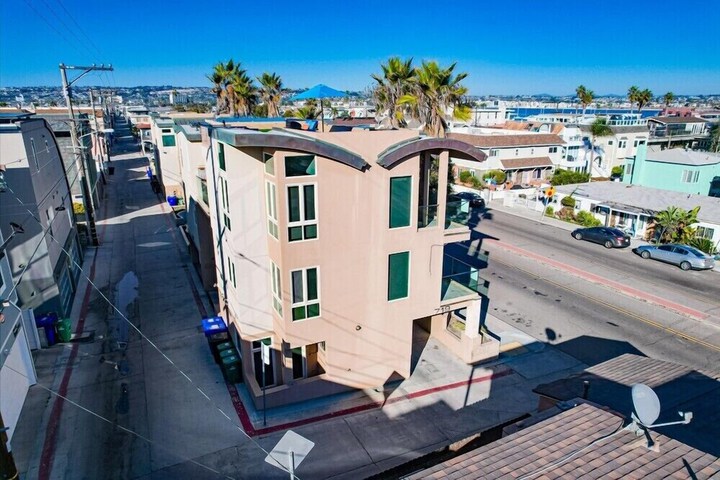 Hotel 56 of 62