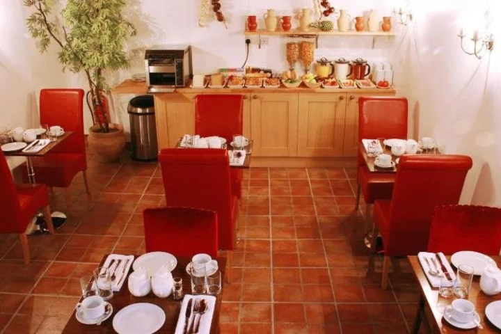 Dining 14 of 14