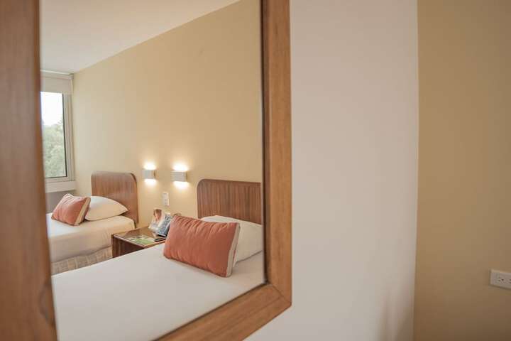 Room 16 of 47